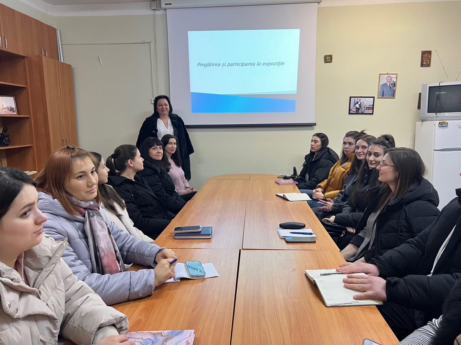 Seminar practic cu studenții de la Facultatea Științe Economice ULIM